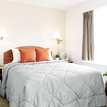 Intown Suites Extended Stay Chicago Il - Elk Grove O'Hare エルク・グローブ・ヴィレッジ エクステリア 写真
